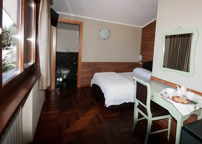 Lo Da Ilaria B&B 페스코코스탄초