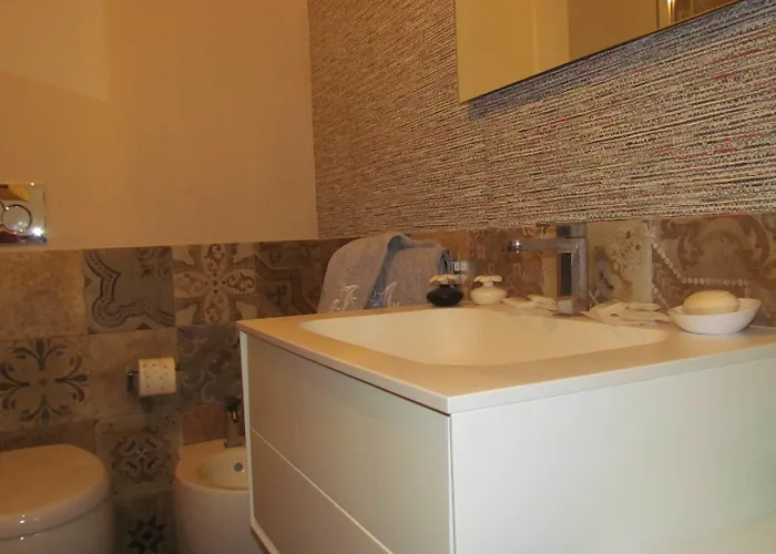 Lo Da Ilaria B&B 페스코코스탄초